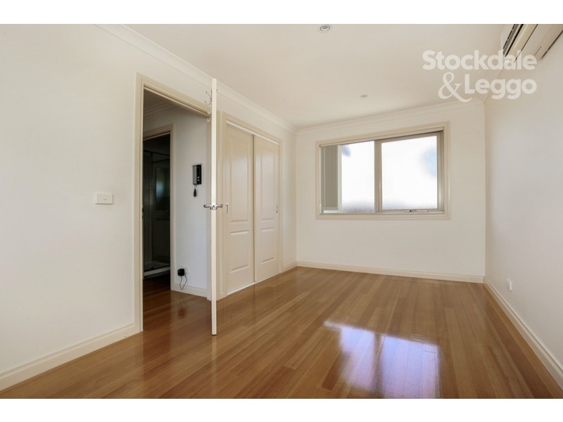 2/8 View Street, Reservoir VIC 3073