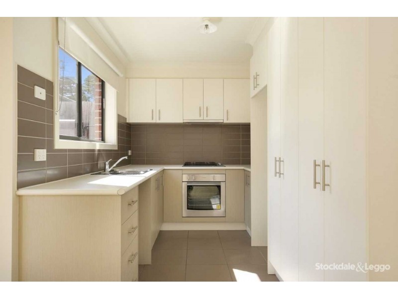 2/214 Spring Street, Reservoir VIC 3073