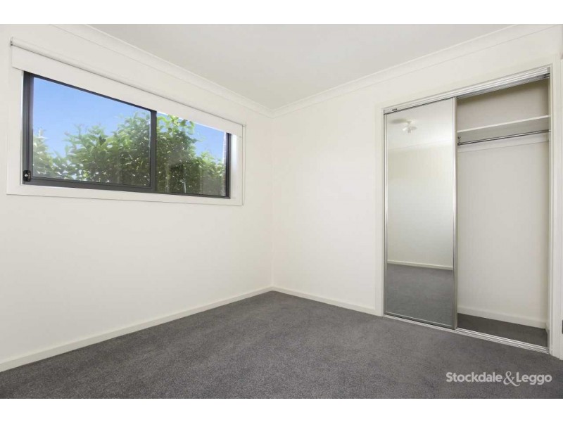 2/214 Spring Street, Reservoir VIC 3073