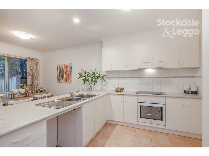 1/41 Hobbs Crescent, Reservoir VIC 3073