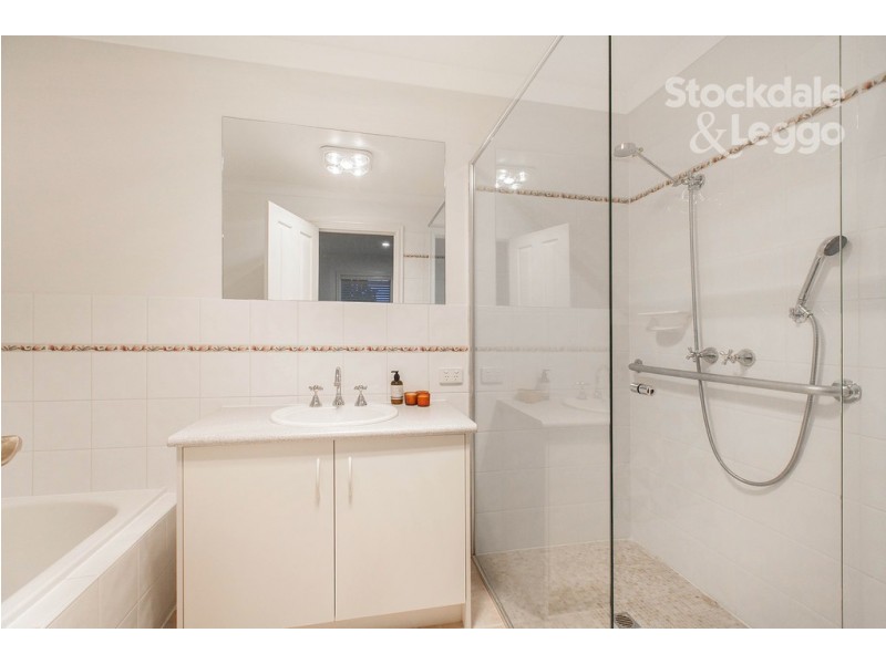 1/41 Hobbs Crescent, Reservoir VIC 3073