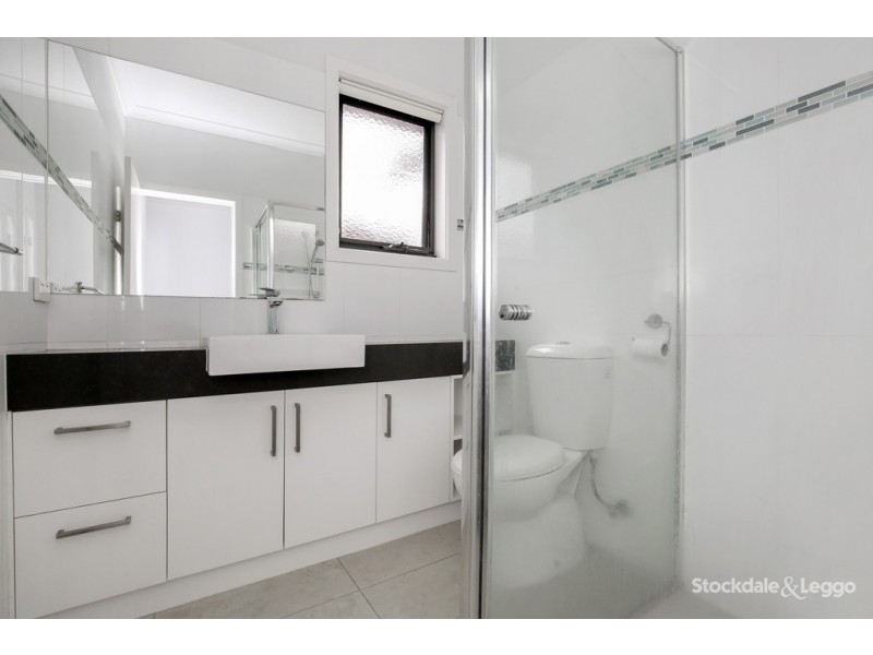 1/138 Rathcown Road, Reservoir VIC 3073