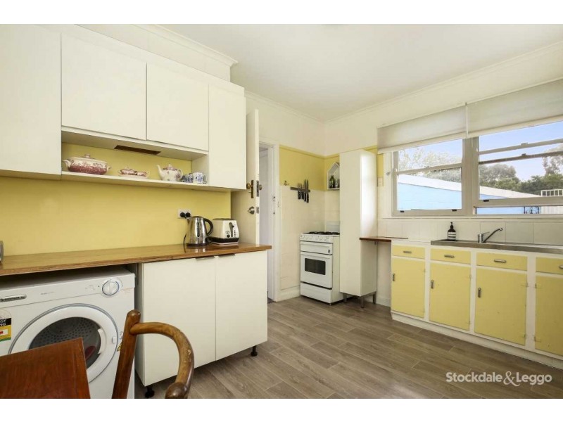 5 Strathmerton Street, Reservoir VIC 3073