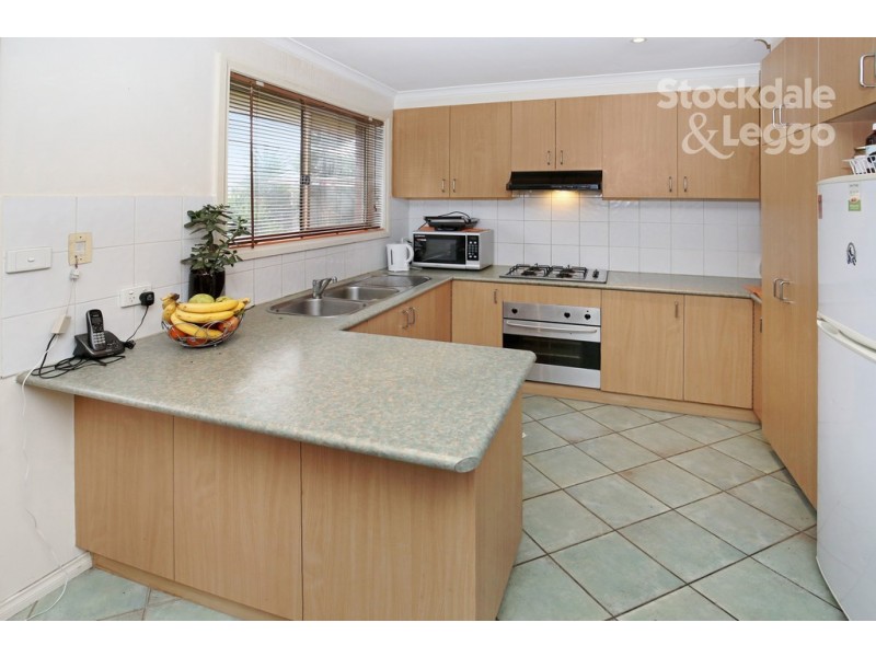 8/35-37 Darebin Boulevard, Reservoir VIC 3073