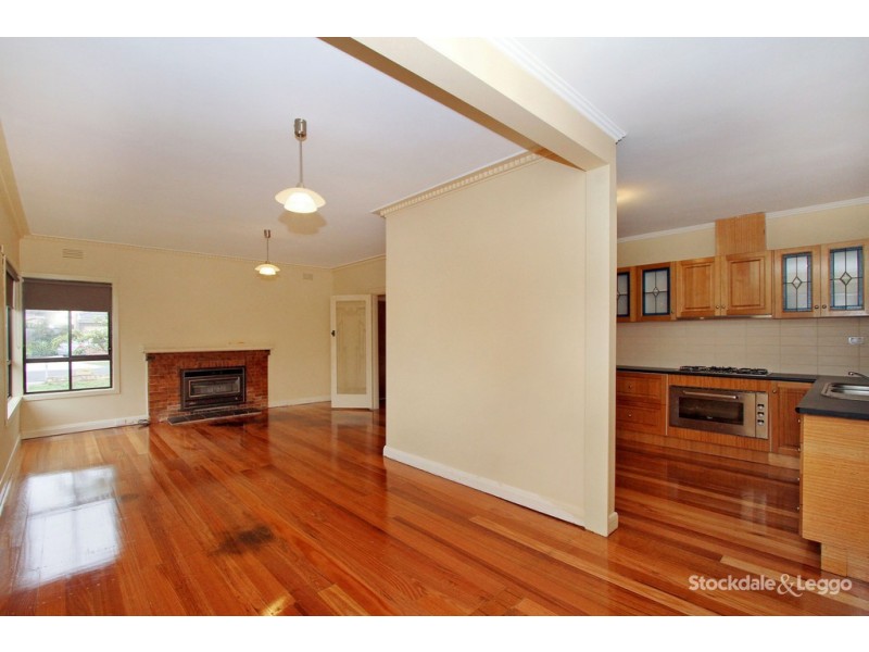 4 Corvey Road, Reservoir VIC 3073