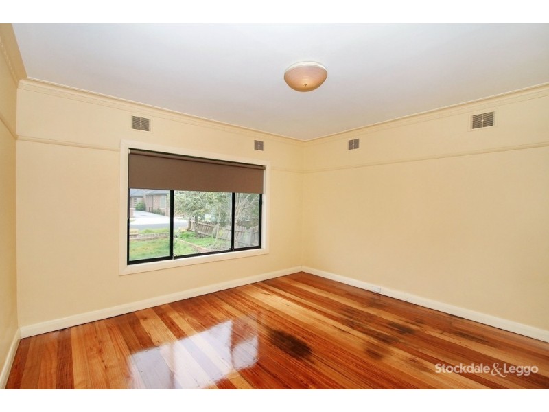 4 Corvey Road, Reservoir VIC 3073