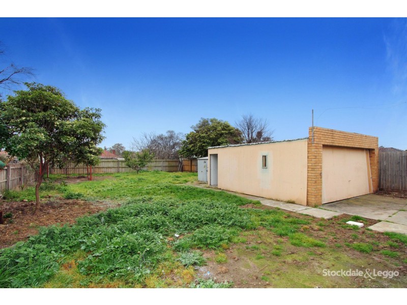 4 Corvey Road, Reservoir VIC 3073