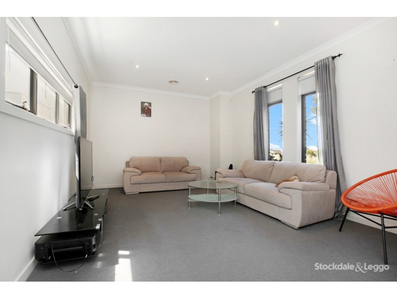 31 Wattlebird Crescent, Reservoir VIC 3073