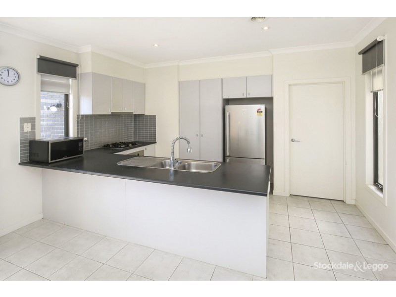 31 Wattlebird Crescent, Reservoir VIC 3073