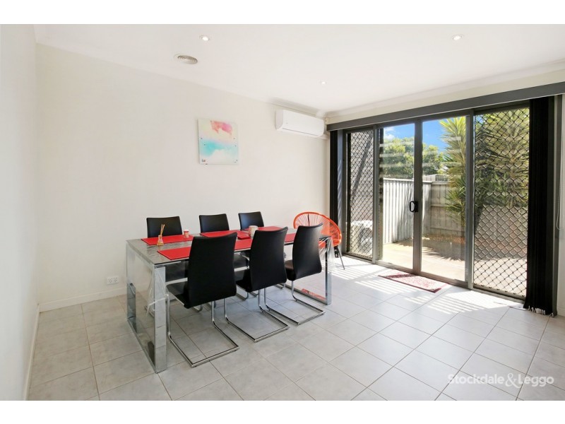 31 Wattlebird Crescent, Reservoir VIC 3073