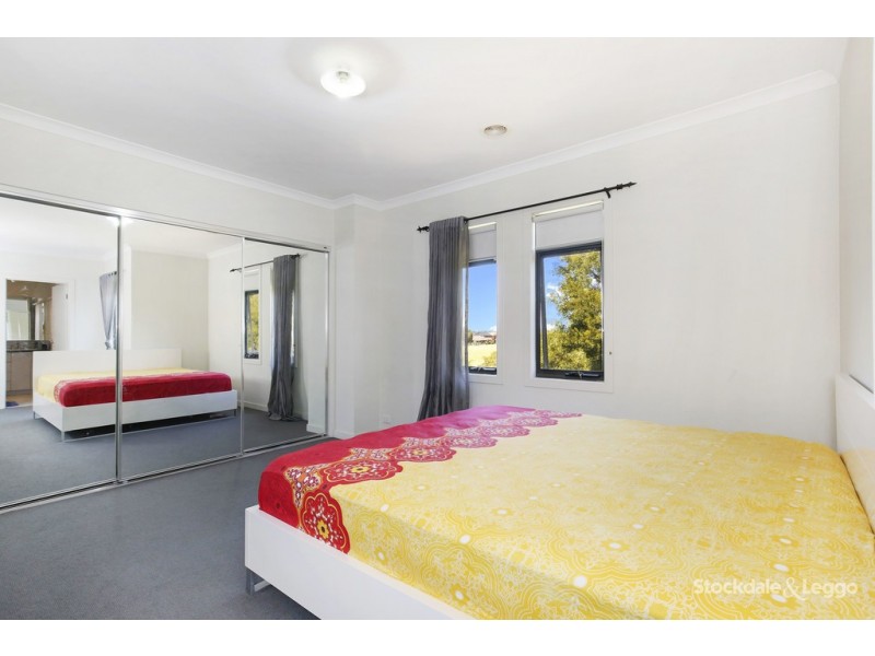 31 Wattlebird Crescent, Reservoir VIC 3073