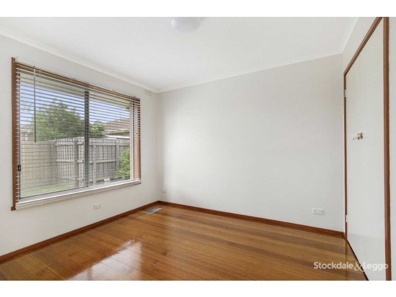 4/12 Barry Street, Reservoir VIC 3073