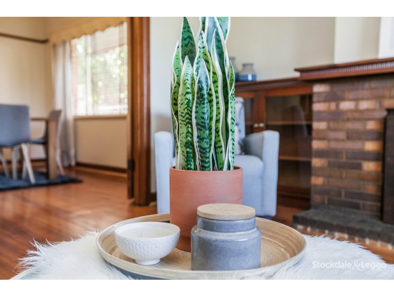 24 Southernhay Street, Reservoir VIC 3073