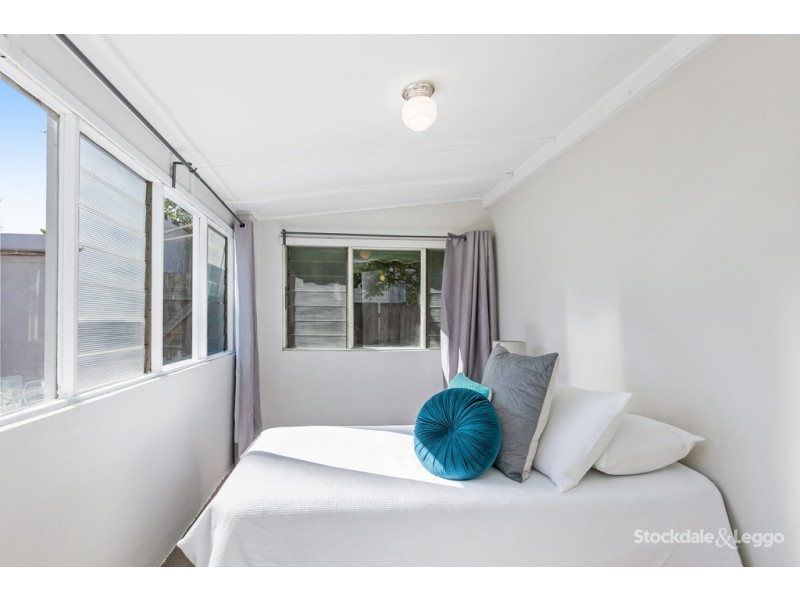 24 Southernhay Street, Reservoir VIC 3073