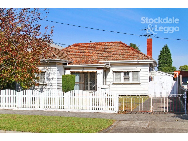 13 Southernhay Street, Reservoir VIC 3073