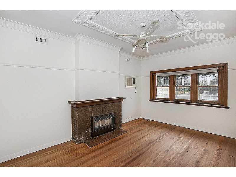 13 Southernhay Street, Reservoir VIC 3073