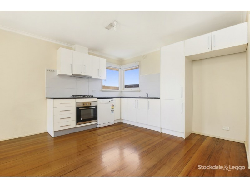 10 Ash Street, Thomastown VIC 3074