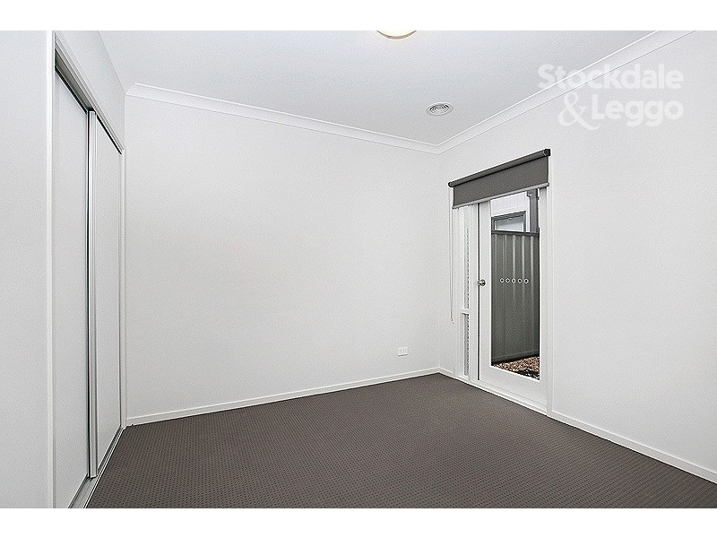 37 Loudon Circuit, Craigieburn VIC 3064