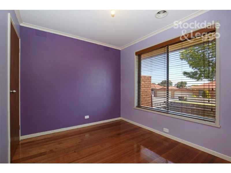 2/52 Barry, Reservoir VIC 3073