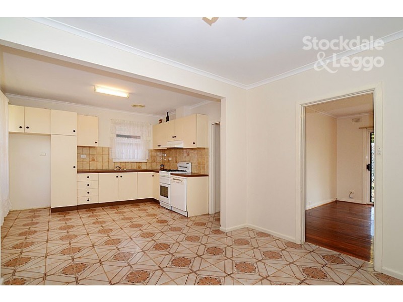 17 Keilor Avenue, Reservoir VIC 3073