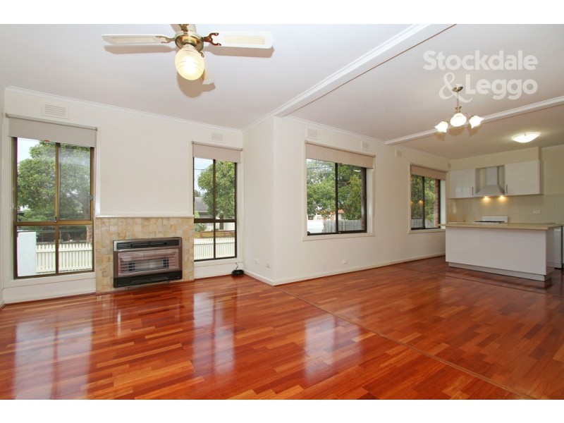 1/21 Kerang Avenue, Reservoir VIC 3073