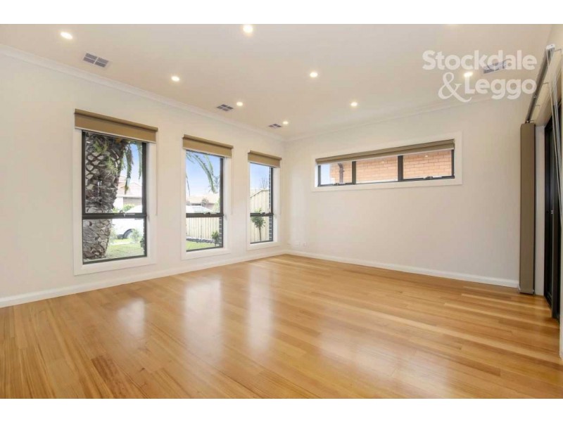 3/12 Chenies Street, Reservoir VIC 3073