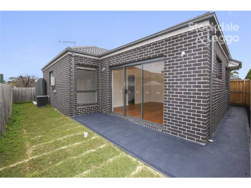 3/12 Chenies Street, Reservoir VIC 3073