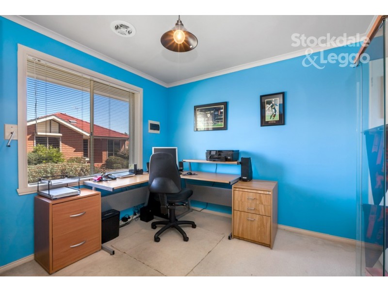 42 Elinda Place, Reservoir VIC 3073