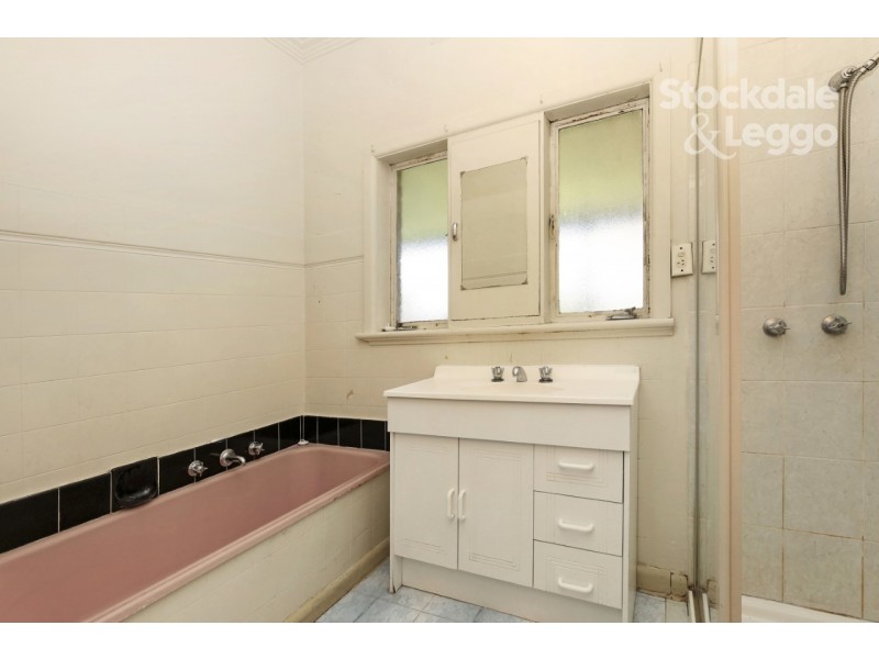 20 Burbank Drive, Reservoir VIC 3073