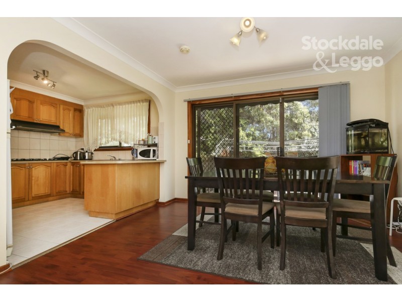 2/12 Pickett Street, Reservoir VIC 3073