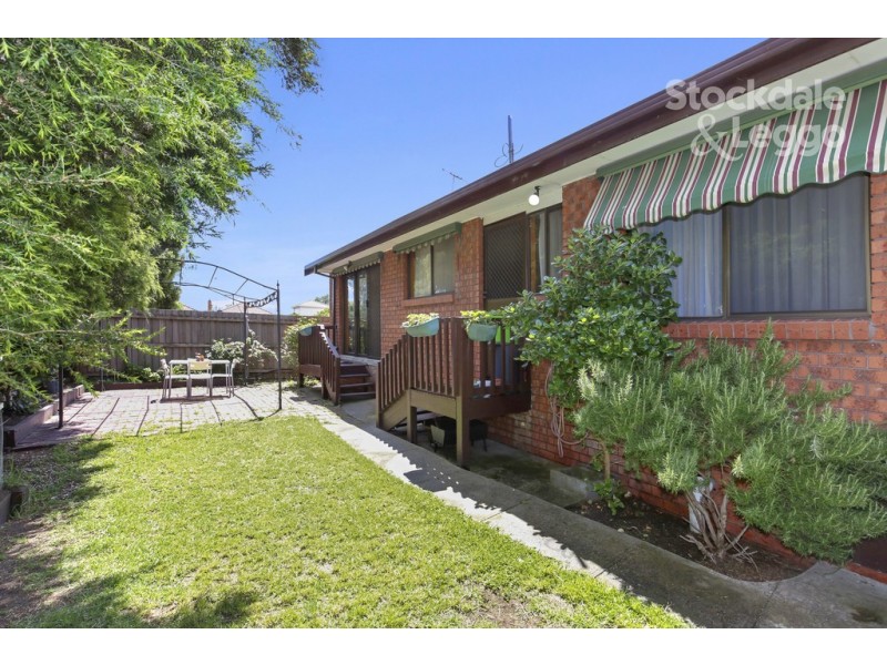 2/12 Pickett Street, Reservoir VIC 3073