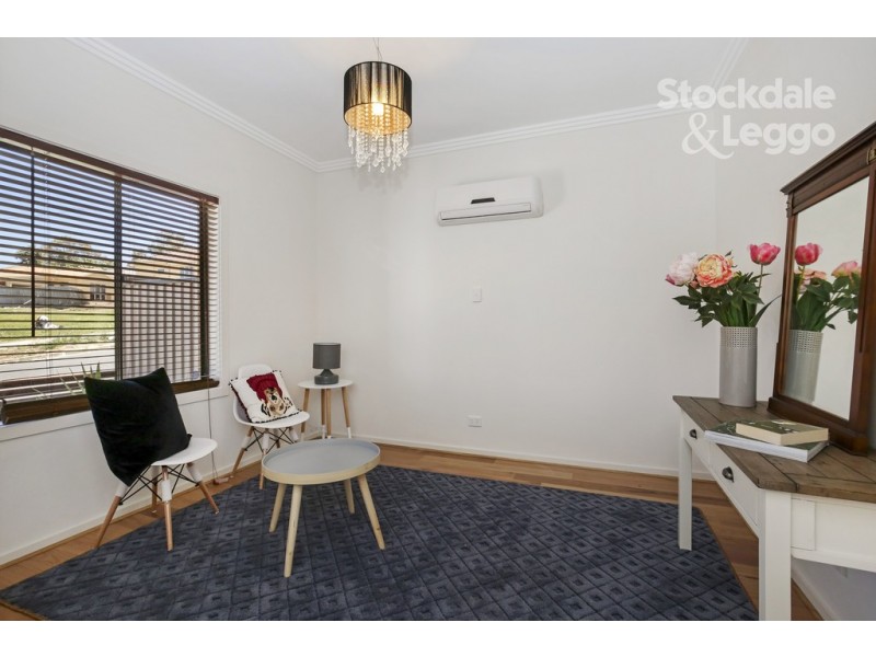 6C Oulton Crescent, Reservoir VIC 3073