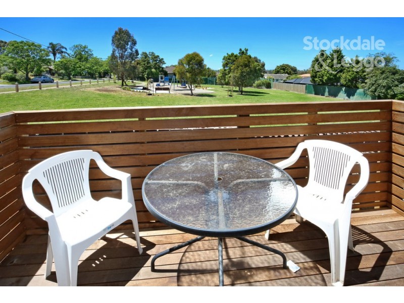 6C Oulton Crescent, Reservoir VIC 3073