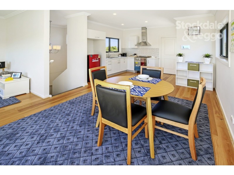 6C Oulton Crescent, Reservoir VIC 3073