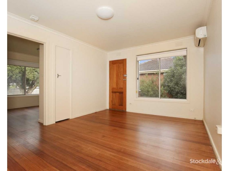 9/3-5 Whitelaw Street, Reservoir VIC 3073