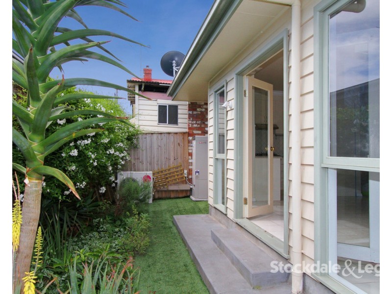 1B Robertson Street, Preston VIC 3072