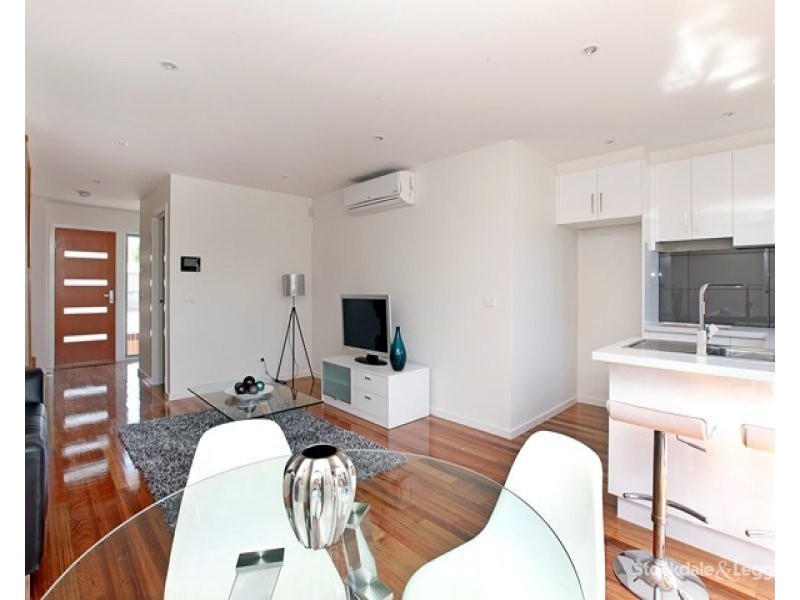 108 Winter Crescent, Reservoir VIC 3073