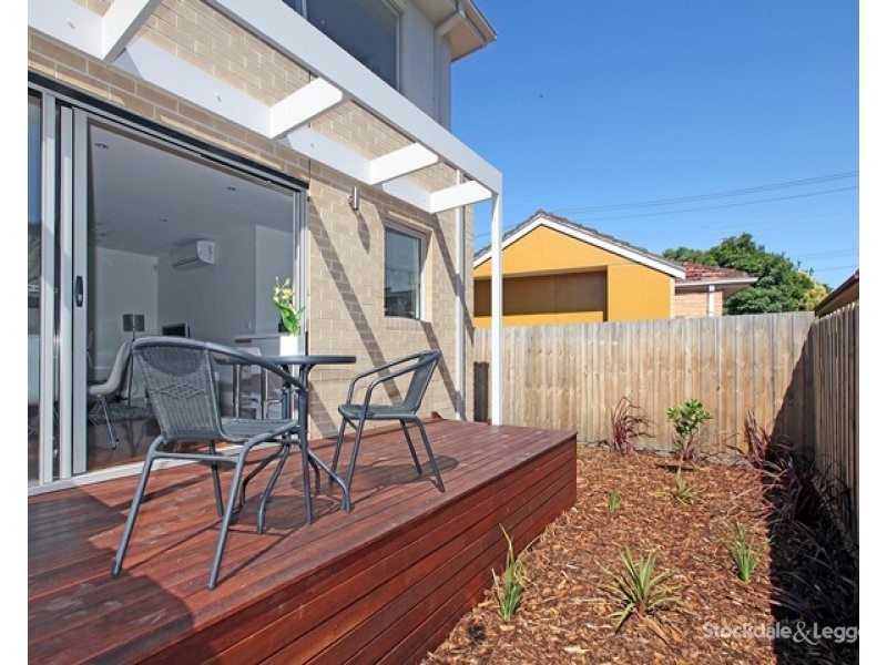 108 Winter Crescent, Reservoir VIC 3073