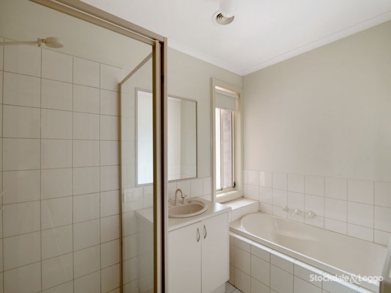 17 Lawson Street, Reservoir VIC 3073