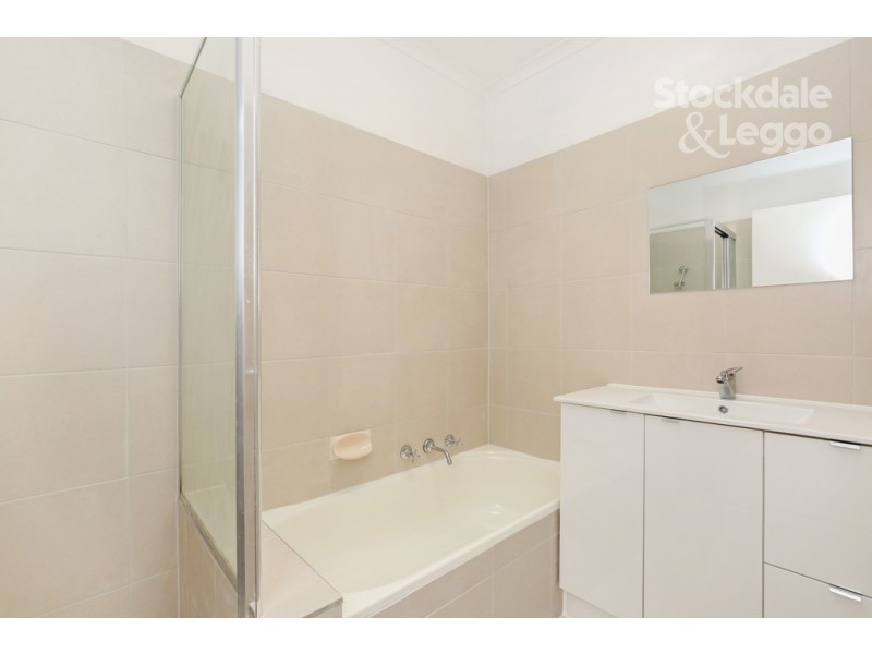 69 Darebin Boulevard, Reservoir VIC 3073