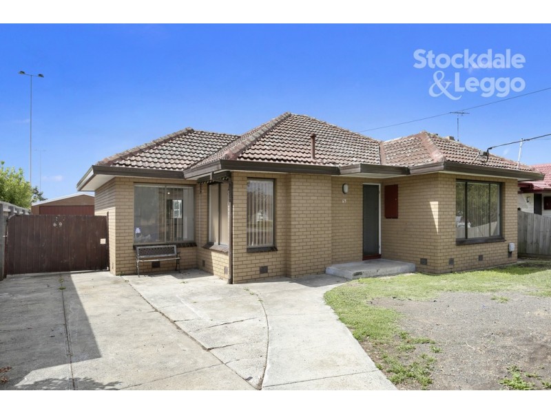 69 Darebin Boulevard, Reservoir VIC 3073