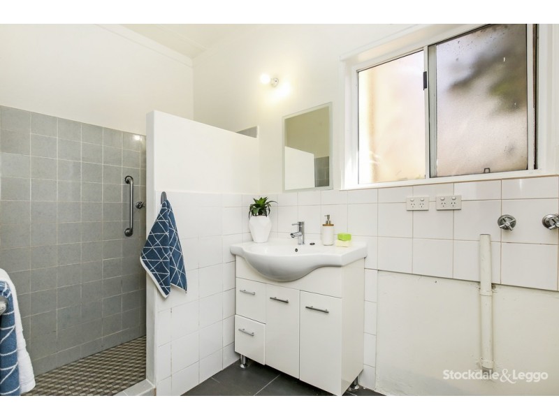 2/94 Delaware Street, Reservoir VIC 3073