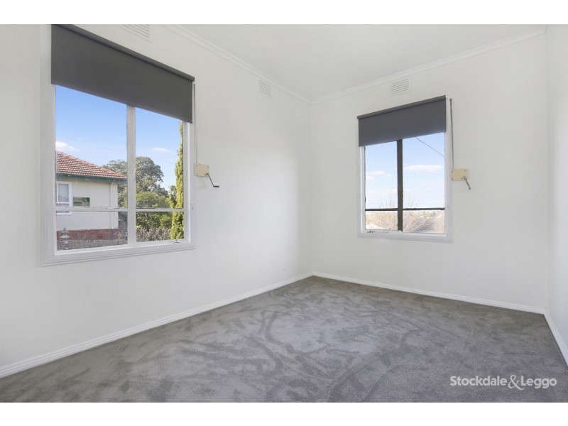 6 Dorrington Avenue, Reservoir VIC 3073