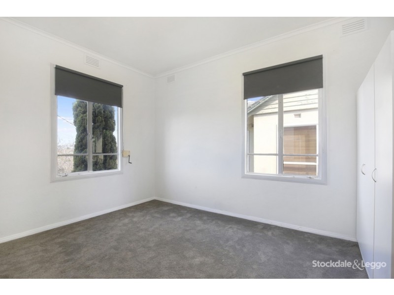 6 Dorrington Avenue, Reservoir VIC 3073