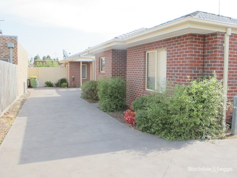 2/3 Mahoneys Road, Reservoir VIC 3073