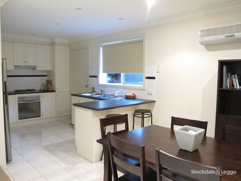 27 Mccoll Street, Reservoir VIC 3073