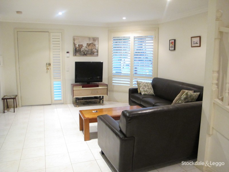 27 Mccoll Street, Reservoir VIC 3073