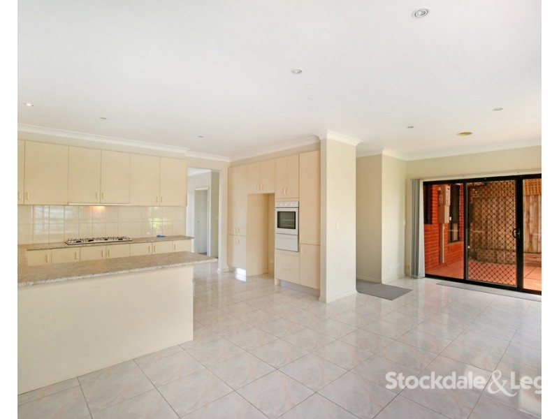 2/14 Duffy Street, Reservoir VIC 3073