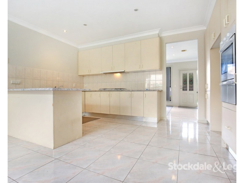 2/14 Duffy Street, Reservoir VIC 3073