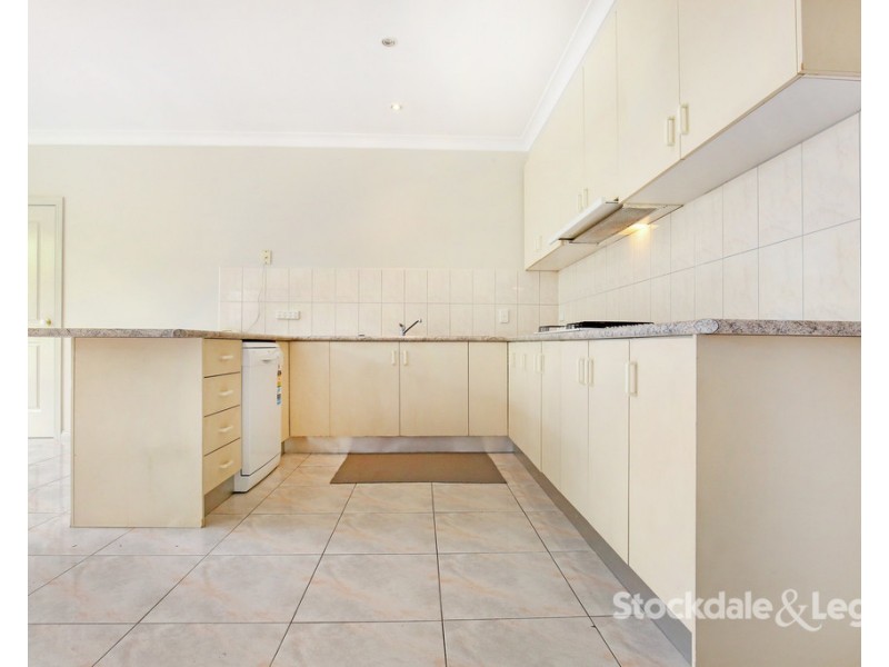 2/14 Duffy Street, Reservoir VIC 3073